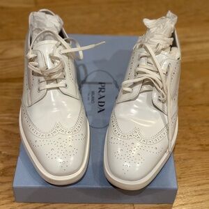 Prada Loafers whit, size 37